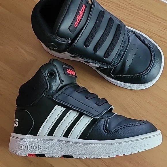 Adidas Hoops 2.0 - Picture 2 of 8